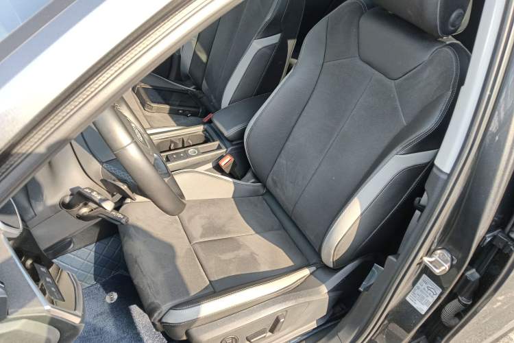 Used Audi Q3 2022 35 TFSI Fashion Dynamic Model