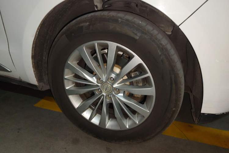 Used Zotye SR9 2017 2.0T Automatic Ultimate Light Edition