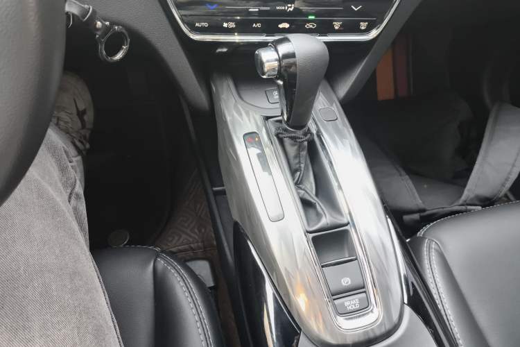 Used Honda XR-V 2021 220TURBO CVT Comfort Version