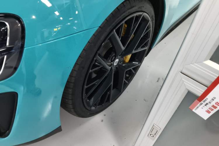 Used  SU7 2024 Four-Wheel Drive Ultra-Long Range Advanced Intelligent Driving Max Edition
