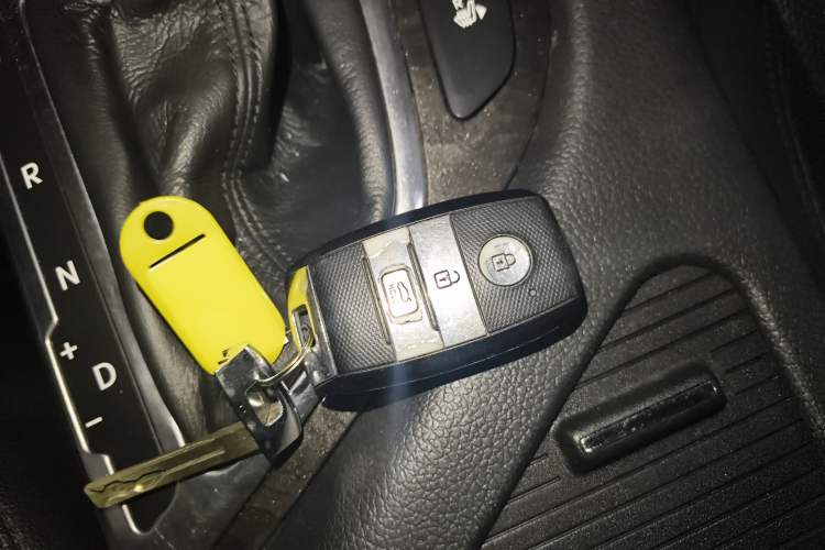 Used Kia K5 2014 2.0L Automatic LUXURY
