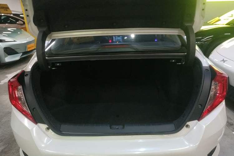 Used Honda Civic 2019 220TURBO CVT Dynamic Edition China VI