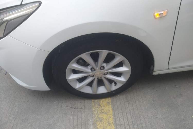 Used Chevrolet Cruze 2018 320 Automatic Pioneer Sunroof Edition
