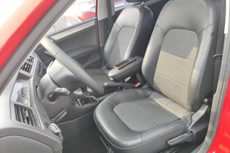 Used Skoda Rapid Spaceback 2014 1.6L Manual Enjoyment Edition