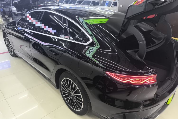 Used BYD Han 2022 DM-i 121KM Prestige Model
