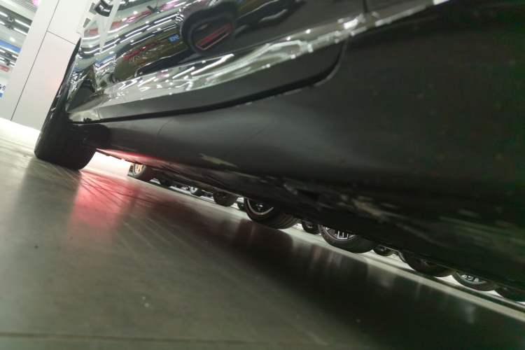 Used  12 2025 Max Extended-Range Edition
