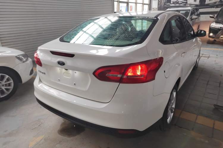 Used Ford Focus 2017 Sedan 1.6L Automatic Comfort Plus SmartDrive Edition