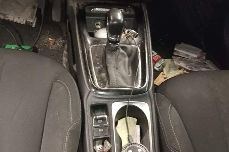 Used Roewe i5 2020 1.5L Automatic 4G Connected Linghao Edition
