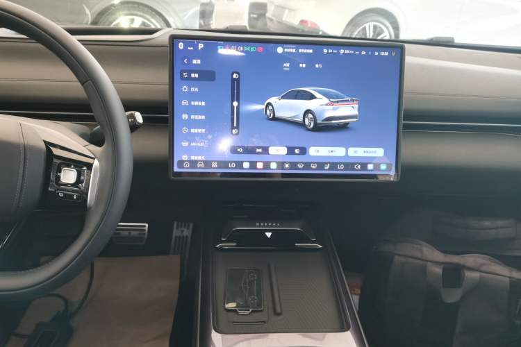 Used  L07 2024 230Max Qiankun Intelligent Driving ADS SE Range-Extended Version
