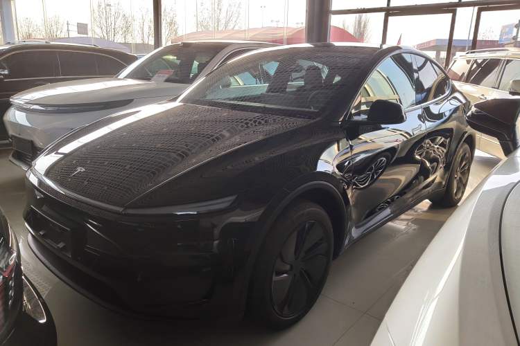 Used Tesla Model Y 2026 Rear-Drive Model