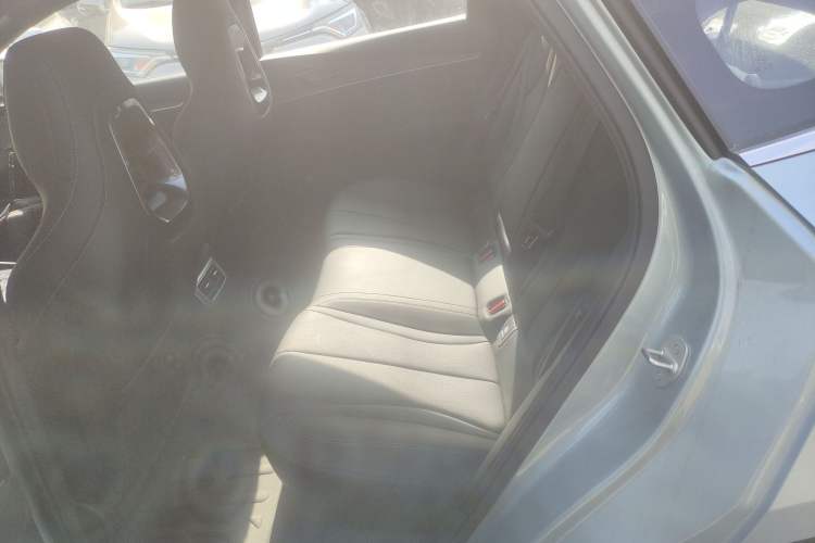 Used BYD Seal 06 New Energy 2025 DM-i Smart Drive 120KM Deluxe Model
