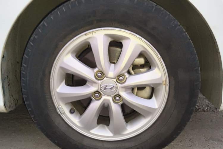 Used Hyundai Verna (older generation) 2017 1.4L Automatic YueXiang Edition China V-standard
