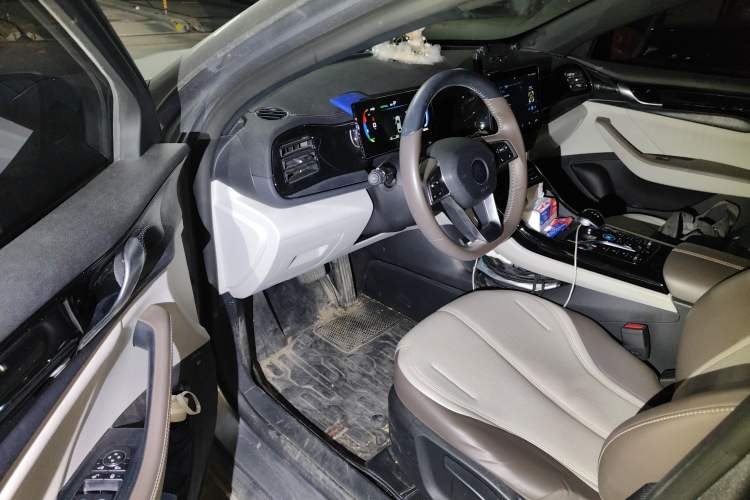 Used BYD Qin PLUS 2023 Champion Edition DM-i 55KM Leading Model
