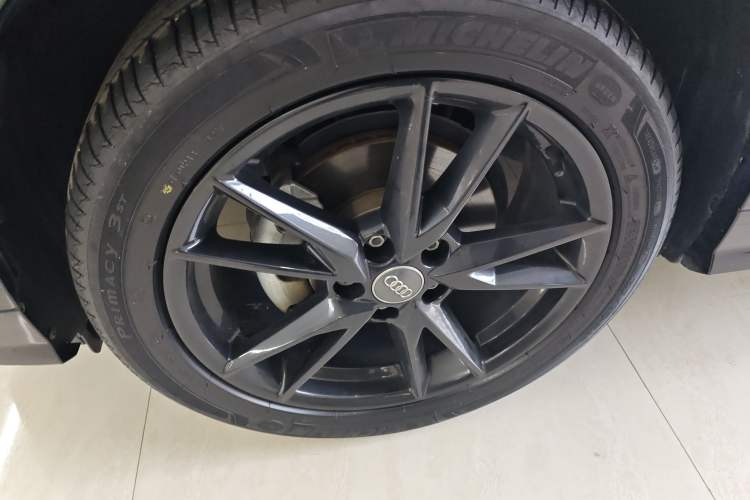 Used Audi Q2L 2021 35 TFSI Progressive Dynamic Edition