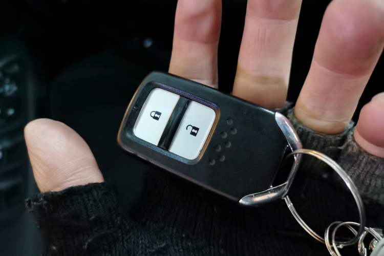 Used Honda Vezel 2015 1.8L CVT 2WD Luxury Model