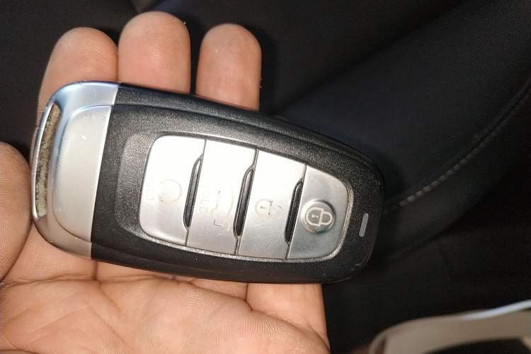 Used Hongqi H5 2019 30TD Dynamic Edition
