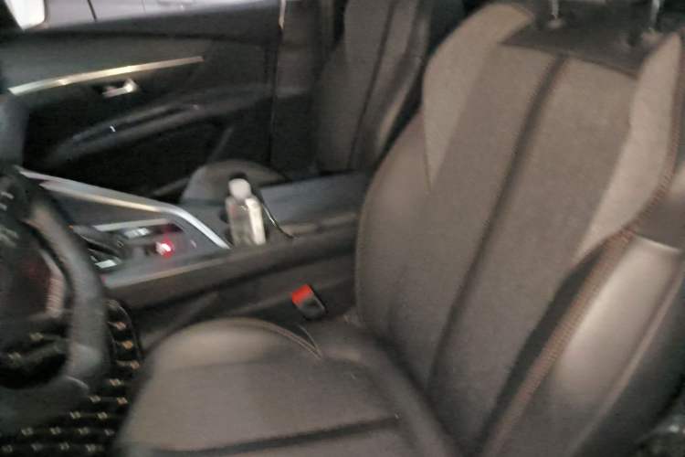 Used Peugeot 5008 2017 350THP 7-Seater Elite Edition
