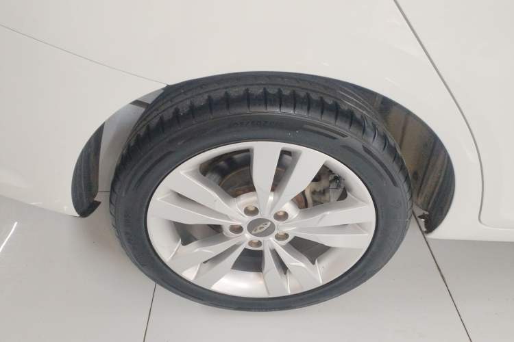 Used Chery Arrizo 5 2017 1.5L CVT Trendsetting Edition