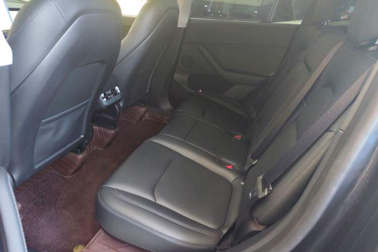 Used Tesla Model Y 2024 Rear-Wheel-Drive Version
