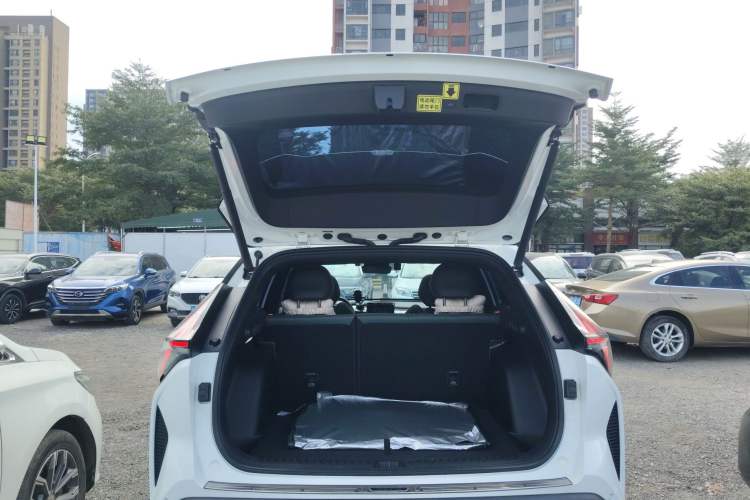 Used Geely Auto Emgrand X7 Sport 2024 1.5TD Smart Connect+