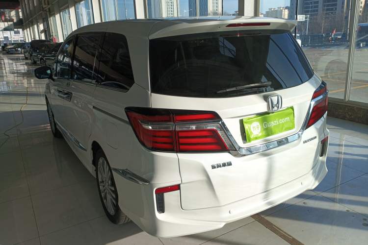 Used Honda Elysion 2016 2.4L Supreme Edition