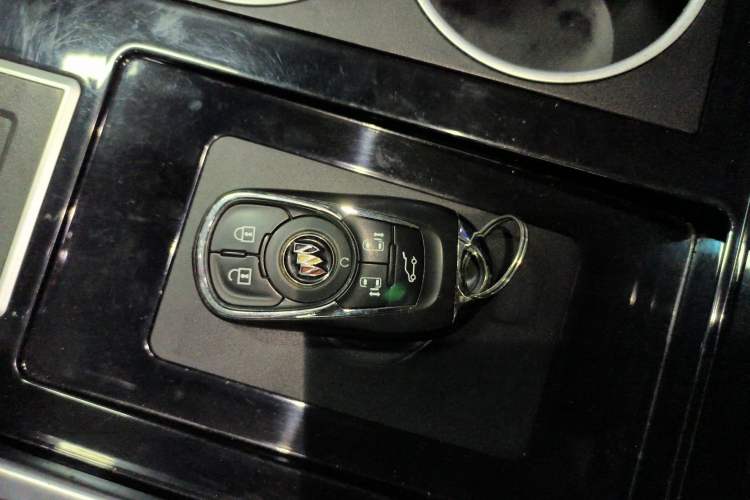 Used Buick GL8 2023 ES Lu Zun Deluxe Model
