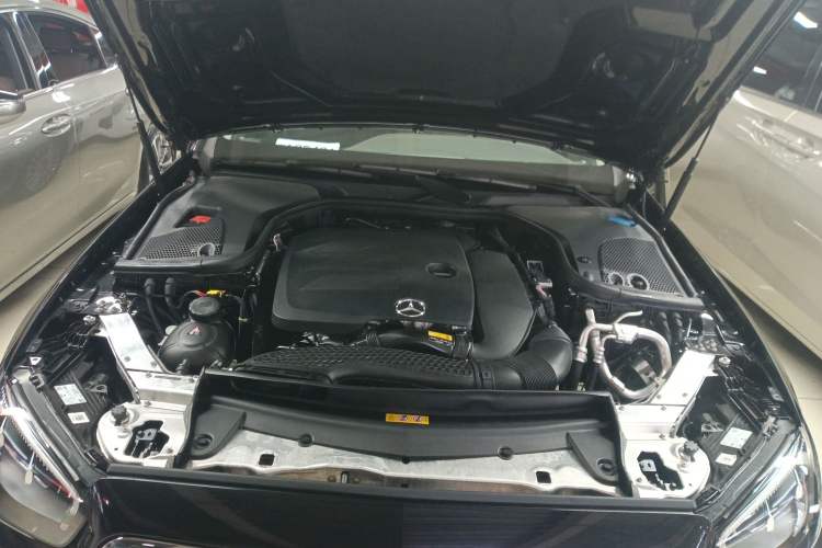 Used Mercedes-Benz E-Class 2023 Facelift E 260 L