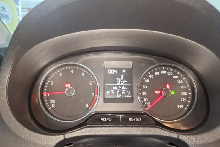 Used Volkswagen Polo 2016 1.6L Automatic Comfort Model
