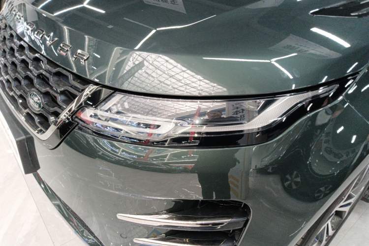 Used Land Rover Range Rover Evoque 2021 Range Rover Velar L 249PS R-Dynamic First Edition