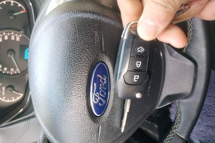 Used Ford Escort 2017 Happiness Edition 1.5L Automatic Fashion Version