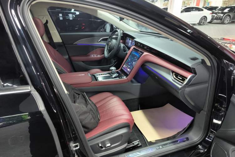 Used Hongqi H5 2024 2.0T Automatic Smart Connect Flagship Edition