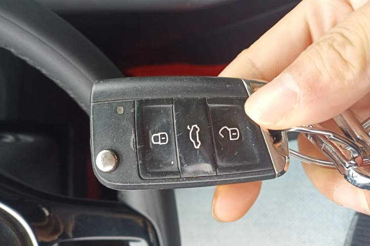 Used Volkswagen T-ROC 2021 Revised Version 280TSI DSG Two-Wheel Drive Elite Connect Edition