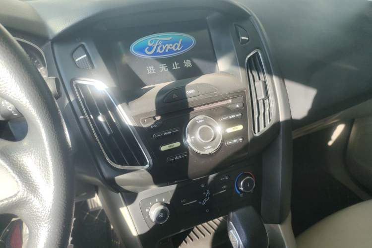 Used Ford Focus 2017 Sedan 1.6L Automatic Comfort Plus SmartDrive Edition
