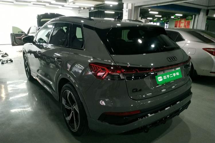 Used Audi Q4 e-tron 2023 50 e-tron quattro Visionary Edition
