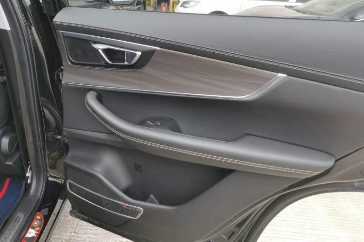 Used Chery Tiggo 8 2019 1.6 TGDI Automatic Luxury Model
