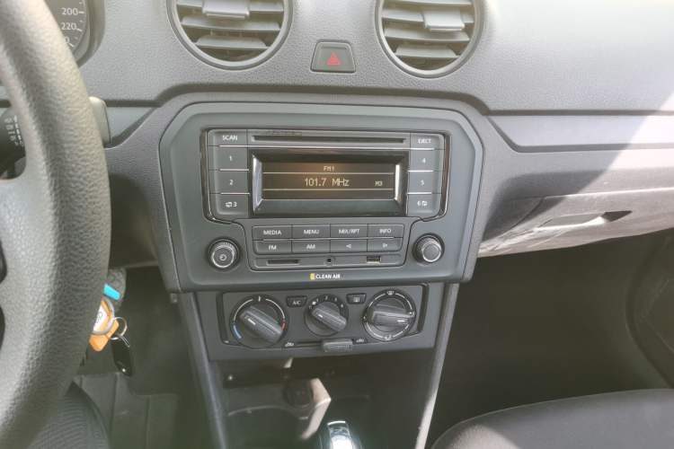 Used Volkswagen Jetta 2015 Value Edition 1.6L Automatic Fashion Version