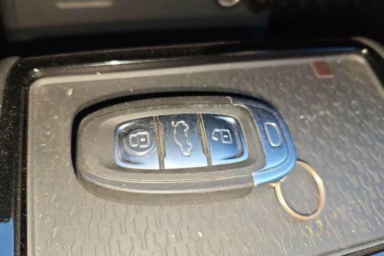 Used Hongqi E-QM5 2023 Revised Version Basic Travel Edition
