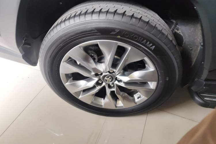 Used Toyota Wildlander 2020 Dual-Motor 2.5L E-CVT Four-Wheel Drive Luxury Edition