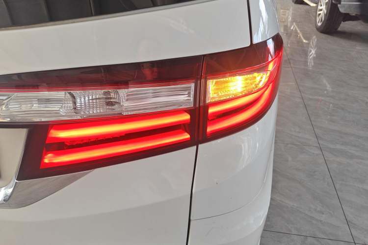 Used Honda Odyssey 2018 2.4L Smart Enjoyment Version
