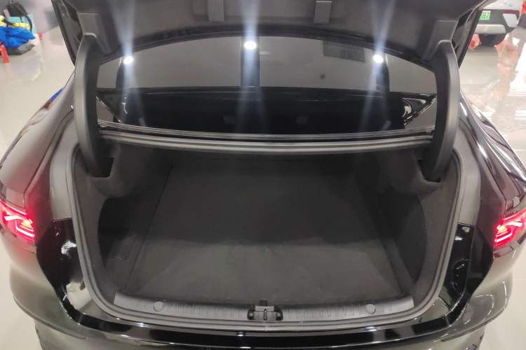 Used BYD Han 2024 EV Glory Edition 610 km All-Wheel Drive "Tian Shen Zhi Jia" Intelligent Driving Model
