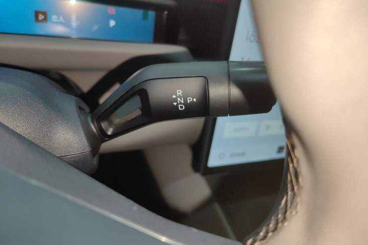 Used Lynk & Co Z10 2025 71 kWh 602 km Range Rear-Wheel Drive Pro