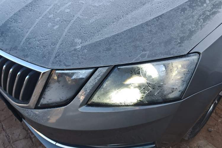 Used Skoda Octavia 2019 1.5L Automatic SmartDrive Comfort Edition China VI Standard
