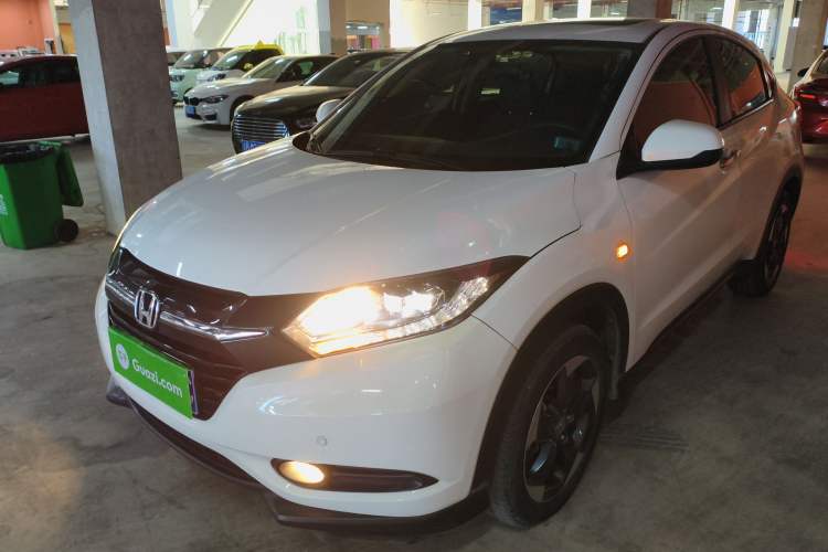 Used Honda Vezel 2017 1.8L CVT Front-Wheel Drive Pioneer Edition
