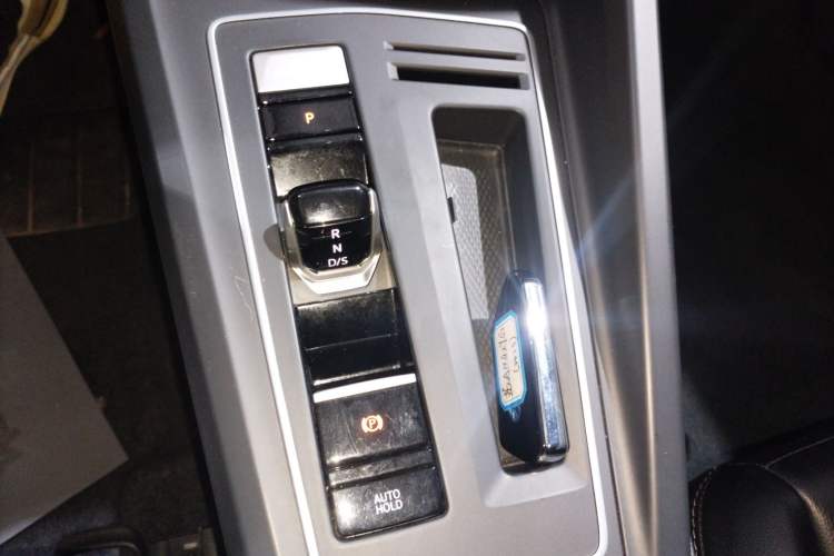 Used Volkswagen Golf 2023 200TSI DSG