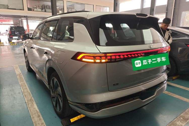 Used  eπ008 2024 210Max Range-Extended Version 6 Seats
