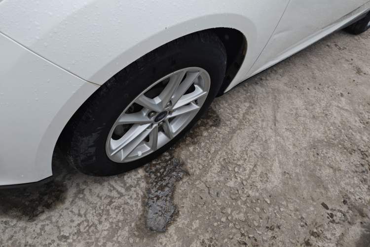 Used Ford Focus 2017 Sedan 1.6L Automatic Fashion Edition Smart Drive Version