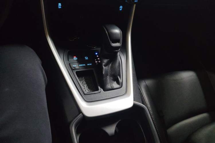 Used Toyota Wildlander 2020 2.0L CVT Two-Wheel Drive Luxury Edition