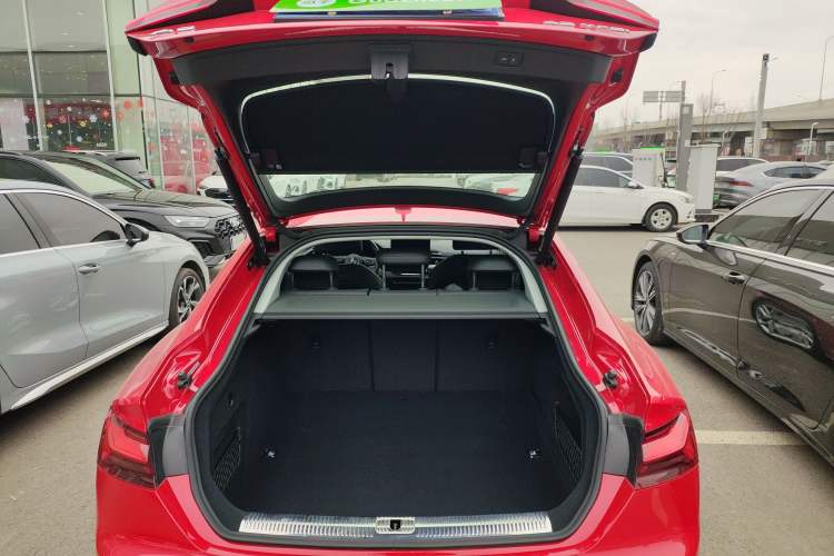 Used Audi A5 2023 Sportback 40 TFSI Fashionable and Dynamic Model
