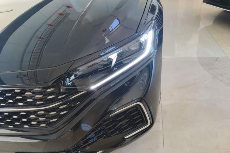 Used Volkswagen Passat 2026 Model, Outstanding 380TSI Xingkong Longteng Edition
