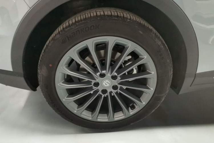 Used Leapmotor C11 2024 All-Electric 580 Luxury Edition
